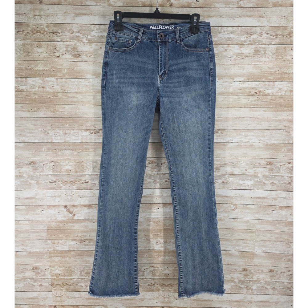 Wallflower Jeans Size 5 Bootcut Curvy Mid Rise Medium Wash Frayed Hem Stretch